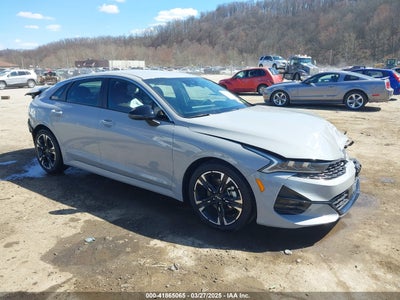 KIA K5 2023