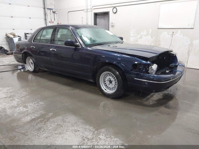 FORD CROWN VICTORIA 2000