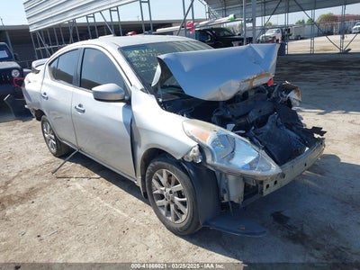 NISSAN VERSA 2016