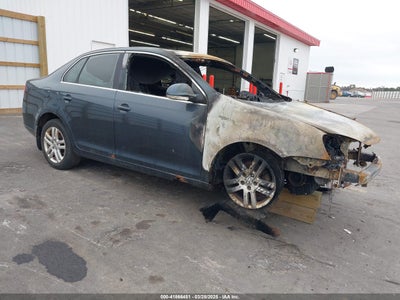 VOLKSWAGEN JETTA 2006