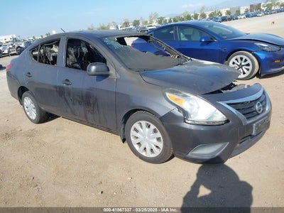 NISSAN VERSA 2015