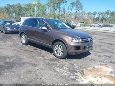 VOLKSWAGEN TOUAREG 2014