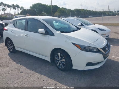 NISSAN LEAF 2022
