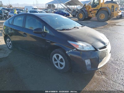 TOYOTA PRIUS 2015