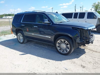 CADILLAC ESCALADE 2017