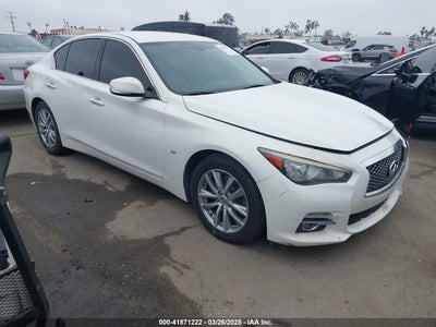 INFINITI Q50 2015