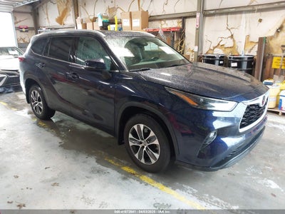 TOYOTA HIGHLANDER 2022