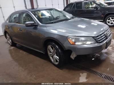 VOLKSWAGEN PASSAT 2014