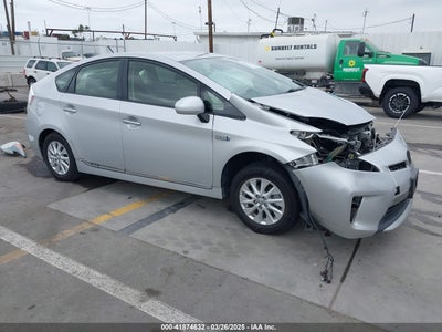 TOYOTA PRIUS PLUG-IN 2012