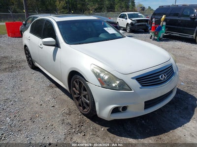 INFINITI JOURNEY 2012