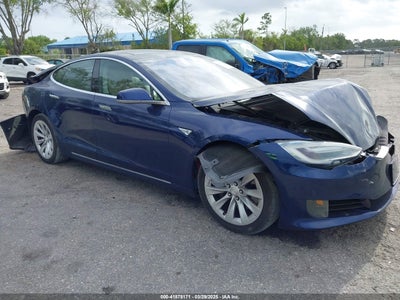 TESLA MODEL S 2016