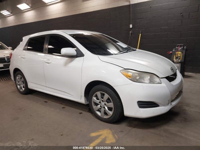 TOYOTA MATRIX 2011