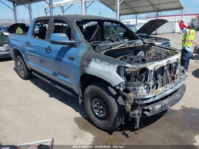 TOYOTA TUNDRA 2021