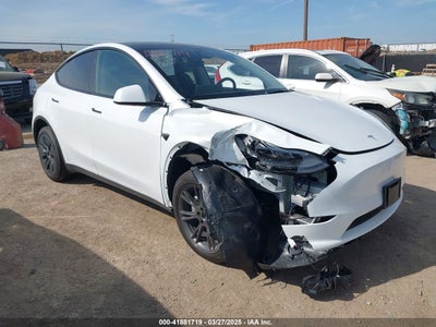 TESLA MODEL Y 2025
