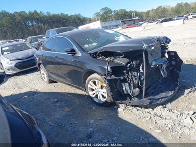 CHRYSLER 200 2015