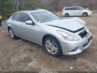 INFINITI Q40 2015