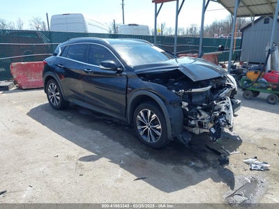 INFINITI QX30 2017