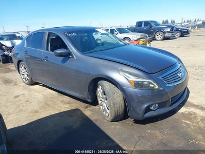 INFINITI G37 2013