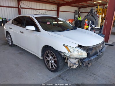 NISSAN MAXIMA 2014