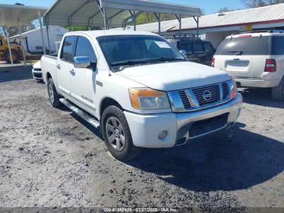 NISSAN TITAN 2011