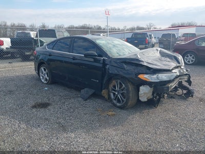 FORD FUSION HYBRID 2017