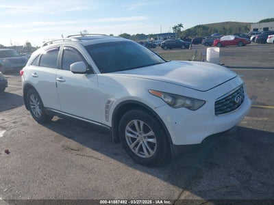 INFINITI FX35 2010