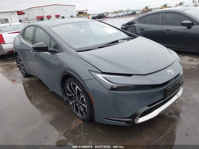 TOYOTA PRIUS PRIME 2024