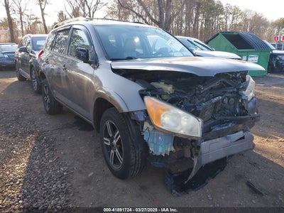 TOYOTA RAV4 2010