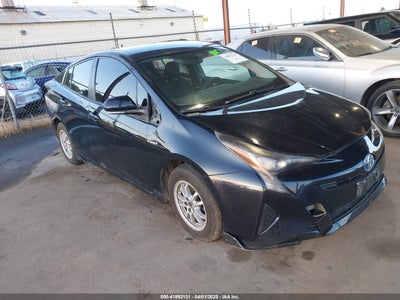 TOYOTA PRIUS 2016