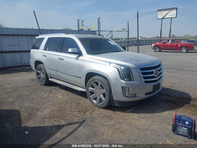 CADILLAC ESCALADE 2015