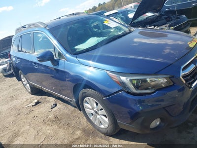SUBARU OUTBACK 2019