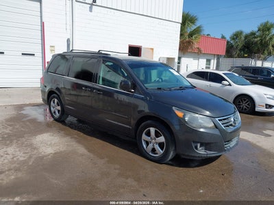VOLKSWAGEN ROUTAN 2011