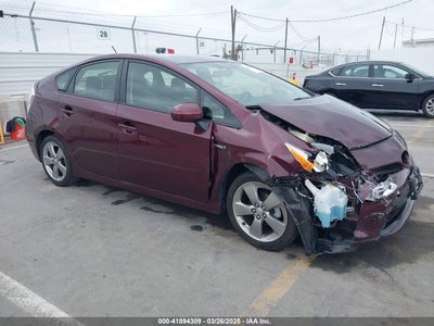 TOYOTA PRIUS 2013