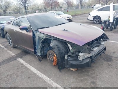 NISSAN GT-R 2014