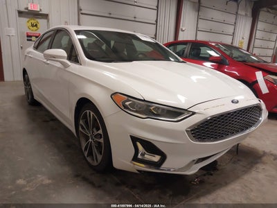 FORD FUSION 2019