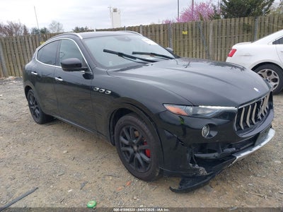 MASERATI LEVANTE 2017