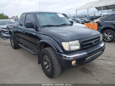 TOYOTA TACOMA 2000