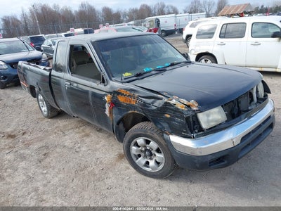 NISSAN FRONTIER 2000