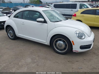 VOLKSWAGEN BEETLE 2012