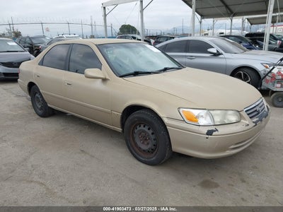TOYOTA CAMRY 2001