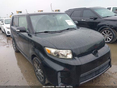 SCION XB 2012