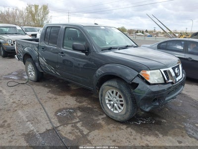 NISSAN FRONTIER 2015