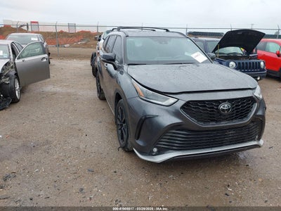 TOYOTA HIGHLANDER 2023