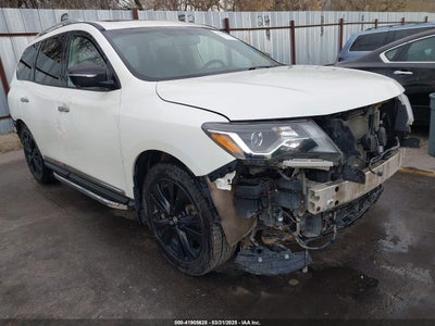 NISSAN PATHFINDER 2017