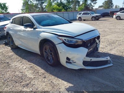INFINITI QX30 2017