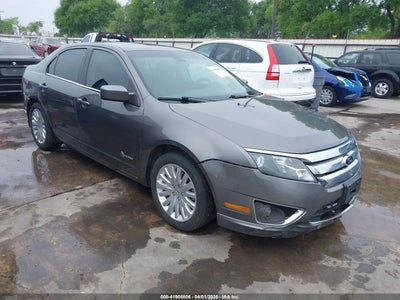 FORD FUSION HYBRID 2012