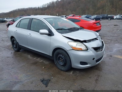TOYOTA YARIS 2010