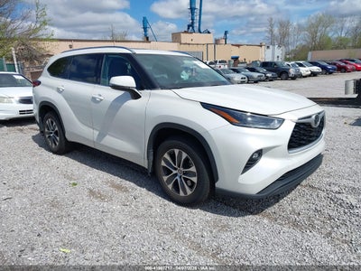 TOYOTA HIGHLANDER 2021