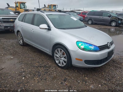 VOLKSWAGEN JETTA SPORTWAGEN 2011