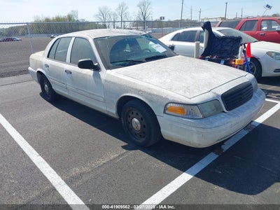 FORD CROWN VICTORIA 2011